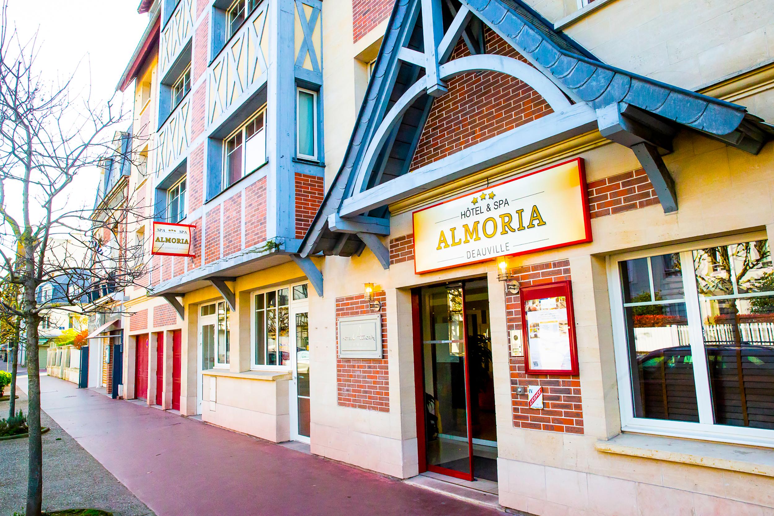 Almoria Hotel & Spa Довіль Екстер'єр фото